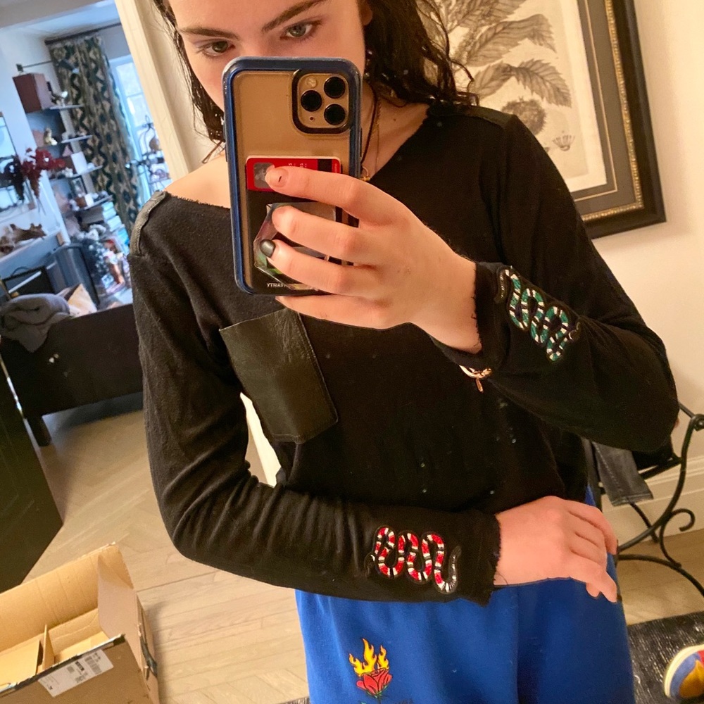 Soft black long sleeve with 🐍 graphic design